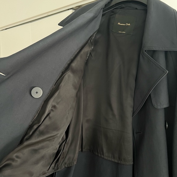 Massimo Dutti navy trench coat - Picture 6 of 8